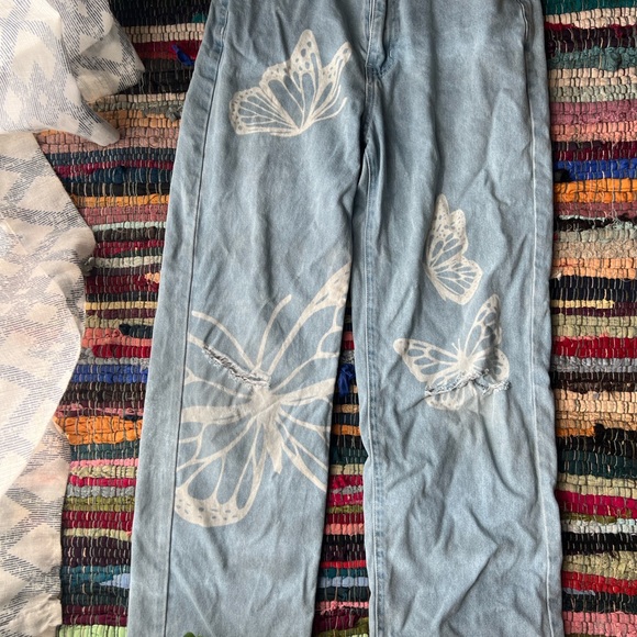 Women’s Butterfly Jeans Size Small - Picture 10 of 10